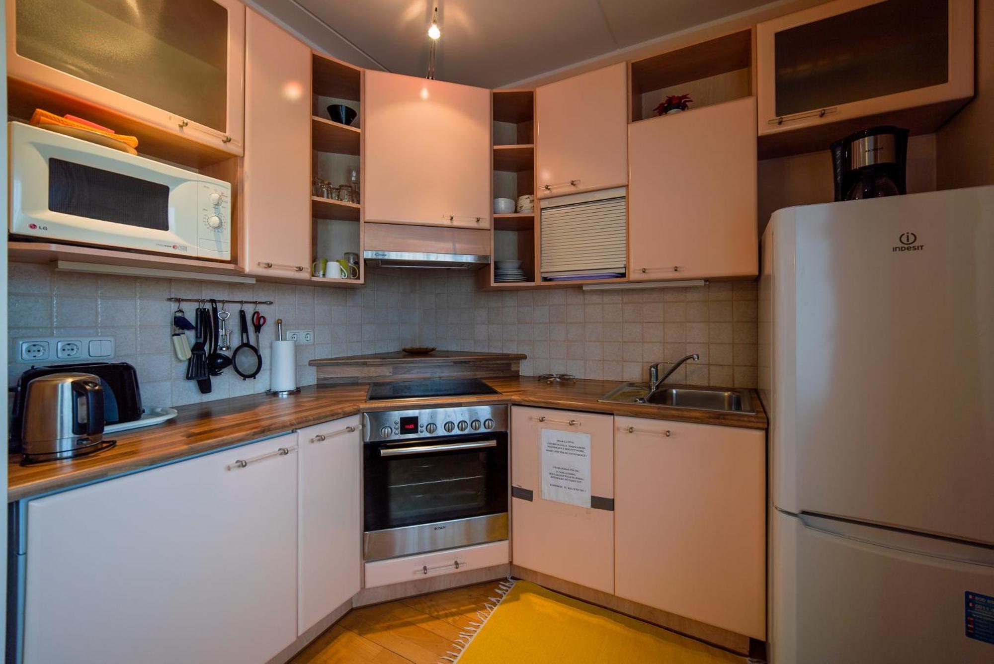Romeo Family Kaarli Apartment Tallinn Eksteriør billede